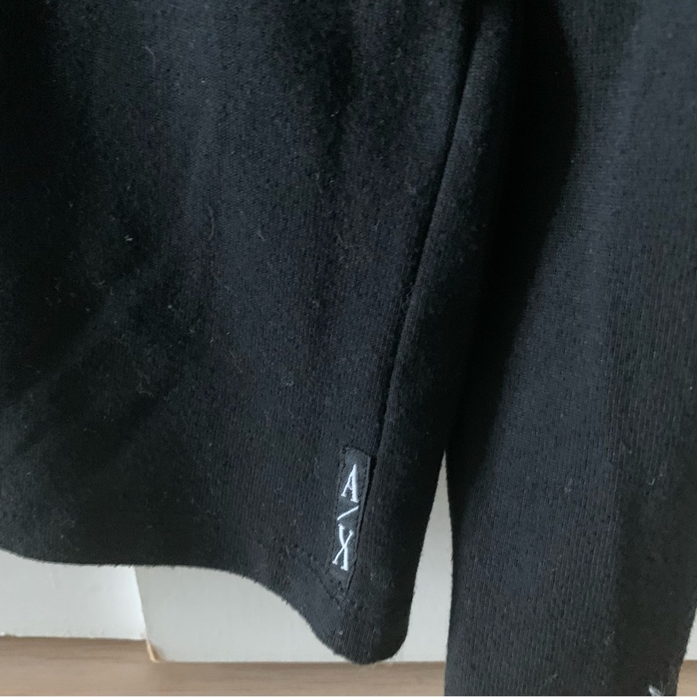 A/X Long Sleeve V neck - Picture 5 of 5